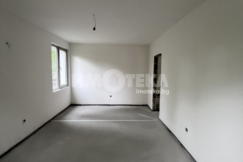 Till salu  3+ sovrum Sofia , Bojana , 262 kvm | 59670316 - bild [8]