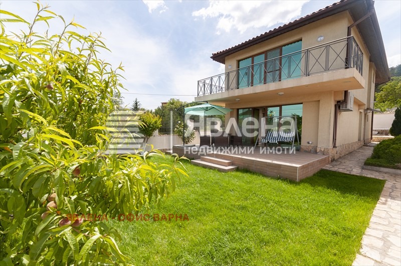 Продава  Къща град Варна , м-т Долна Трака , 201 кв.м | 30311994 - изображение [2]