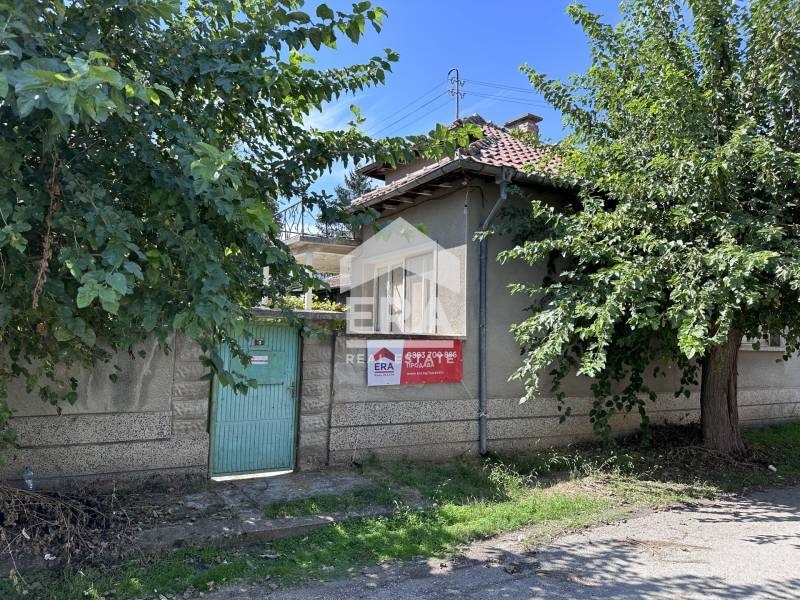 Продава КЪЩА, гр. Бяла черква, област Велико Търново, снимка 2 - Къщи - 54553275