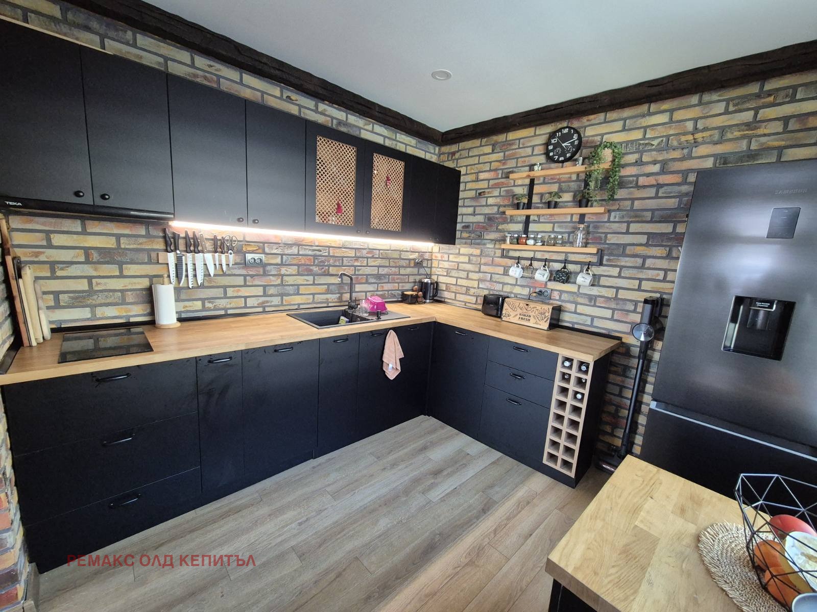 Продава ЕТАЖ ОТ КЪЩА, гр. Велико Търново, Акация, снимка 3 - Етаж от къща - 53673942