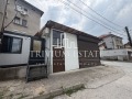 Продава  Етаж от къща област Пазарджик , гр. Панагюрище , 180 кв.м | 33972338 - изображение [3]