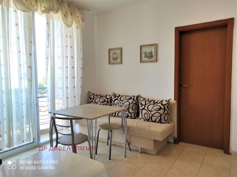 En venta  1 dormitorio región Burgas , k.k. Slanchev bryag , 40 metros cuadrados | 39430863 - imagen [2]