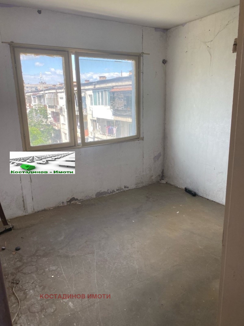 Продава  2-стаен град Пловдив , Христо Смирненски , 65 кв.м | 75500030 - изображение [9]