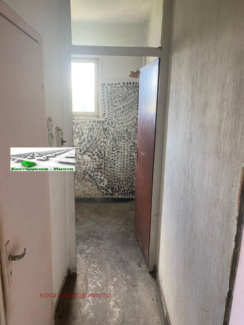 Продава  2-стаен град Пловдив , Христо Смирненски , 65 кв.м | 75500030 - изображение [7]