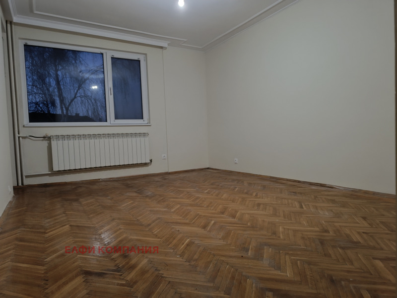 Продава МНОГОСТАЕН, гр. София, Горубляне, снимка 10 - Aпартаменти - 48126974