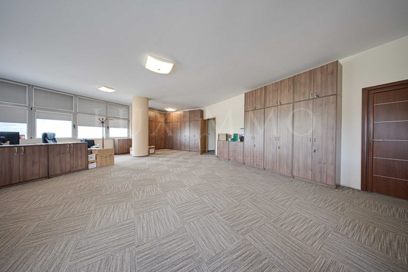 Zu verkaufen  Büro Sofia , Manastirski liwadi , 241 qm | 37327215 - Bild [11]