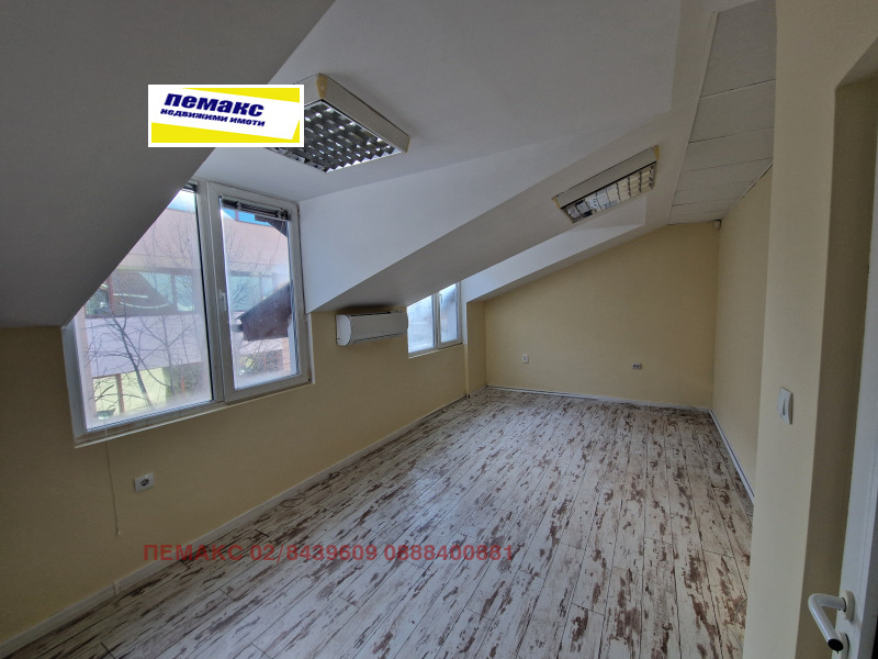 Продава ОФИС, гр. София, Летище София