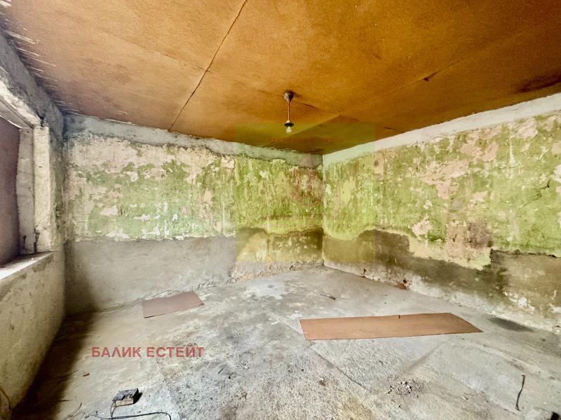 Продава КЪЩА, гр. Добрич, Център, снимка 2 - Къщи - 52666008