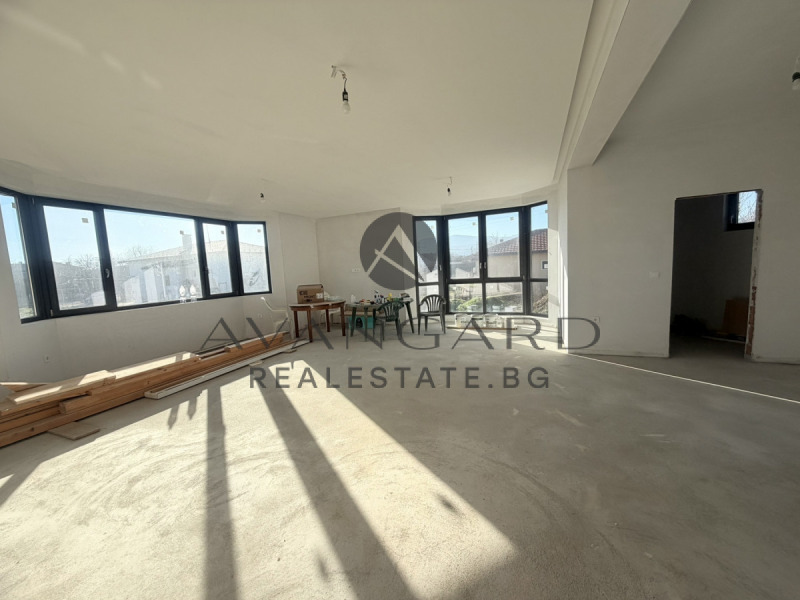 Продава КЪЩА, с. Златитрап, област Пловдив, снимка 3 - Къщи - 53257158