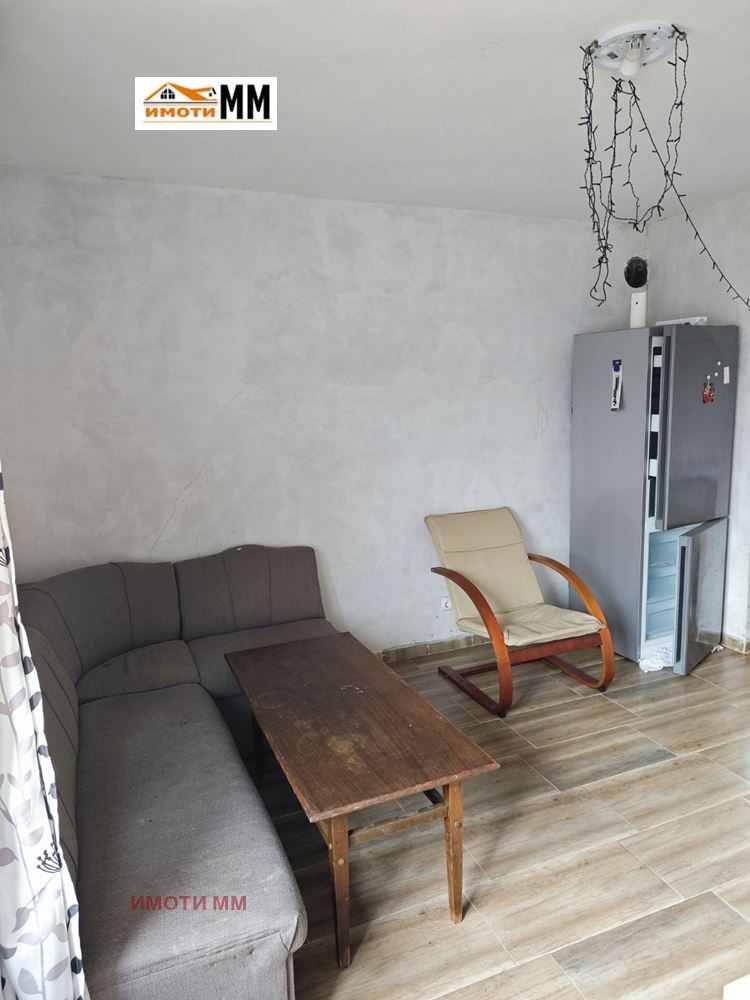 Продава КЪЩА, с. Цалапица, област Пловдив, снимка 2 - Къщи - 56699375