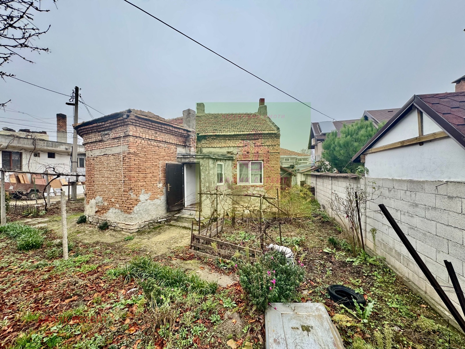 Продава КЪЩА, гр. Добрич, Център, снимка 2 - Къщи - 52666008