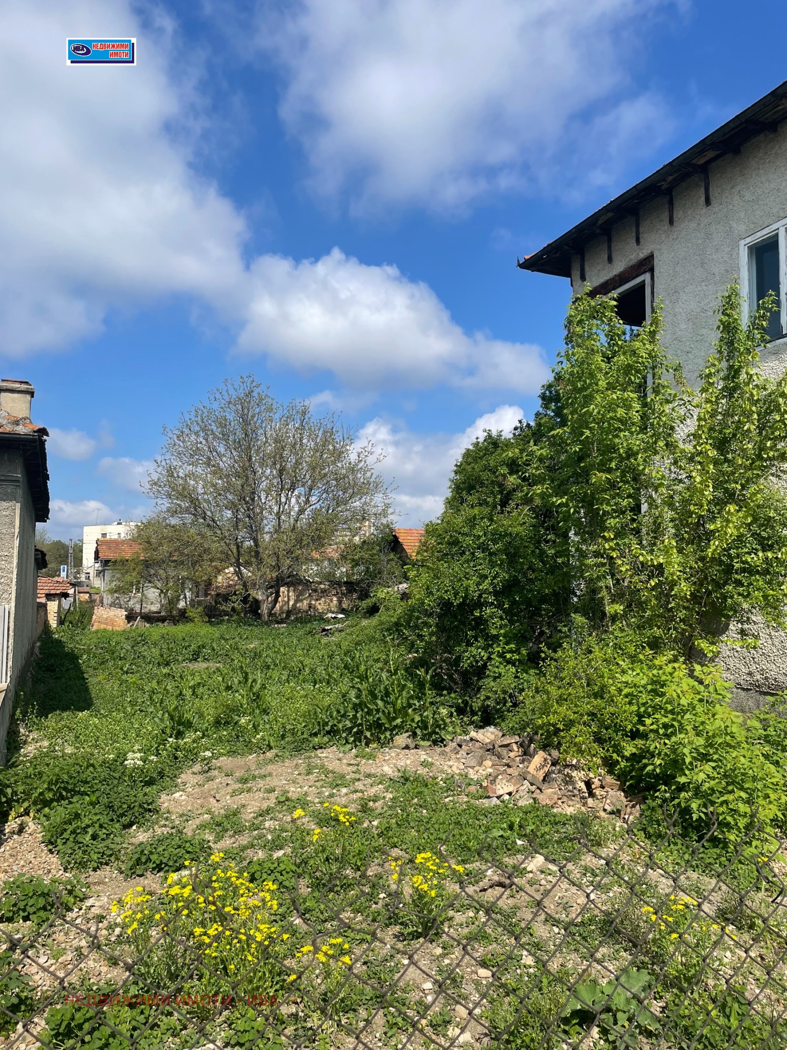 Продава КЪЩА, гр. Полски Тръмбеш, област Велико Търново, снимка 3 - Къщи - 54298919