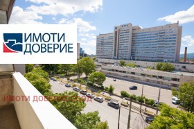 1 dormitor Mediținsca academiia, Sofia