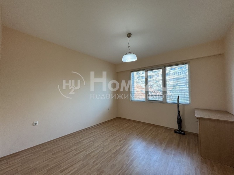 Продава 3-СТАЕН, гр. Русе, Родина 1, снимка 5 - Апартаменти - 52302135