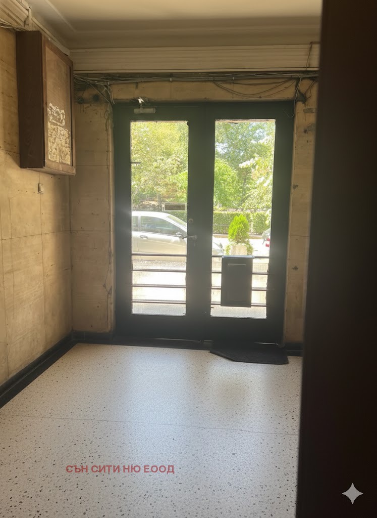 Продава 4-СТАЕН, гр. София, Докторски паметник, снимка 3 - Апартаменти - 53156406