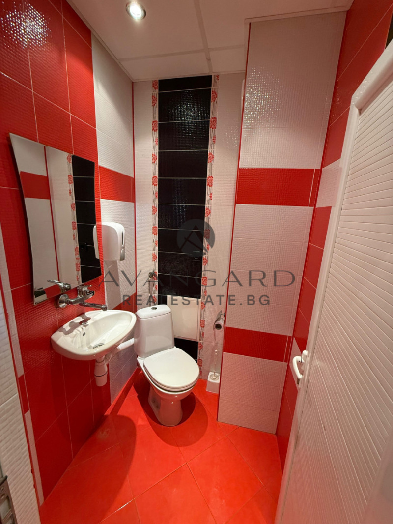 En venta  3+ dormitorios Plovdiv , Tsentar , 115 metros cuadrados | 33056425 - imagen [10]