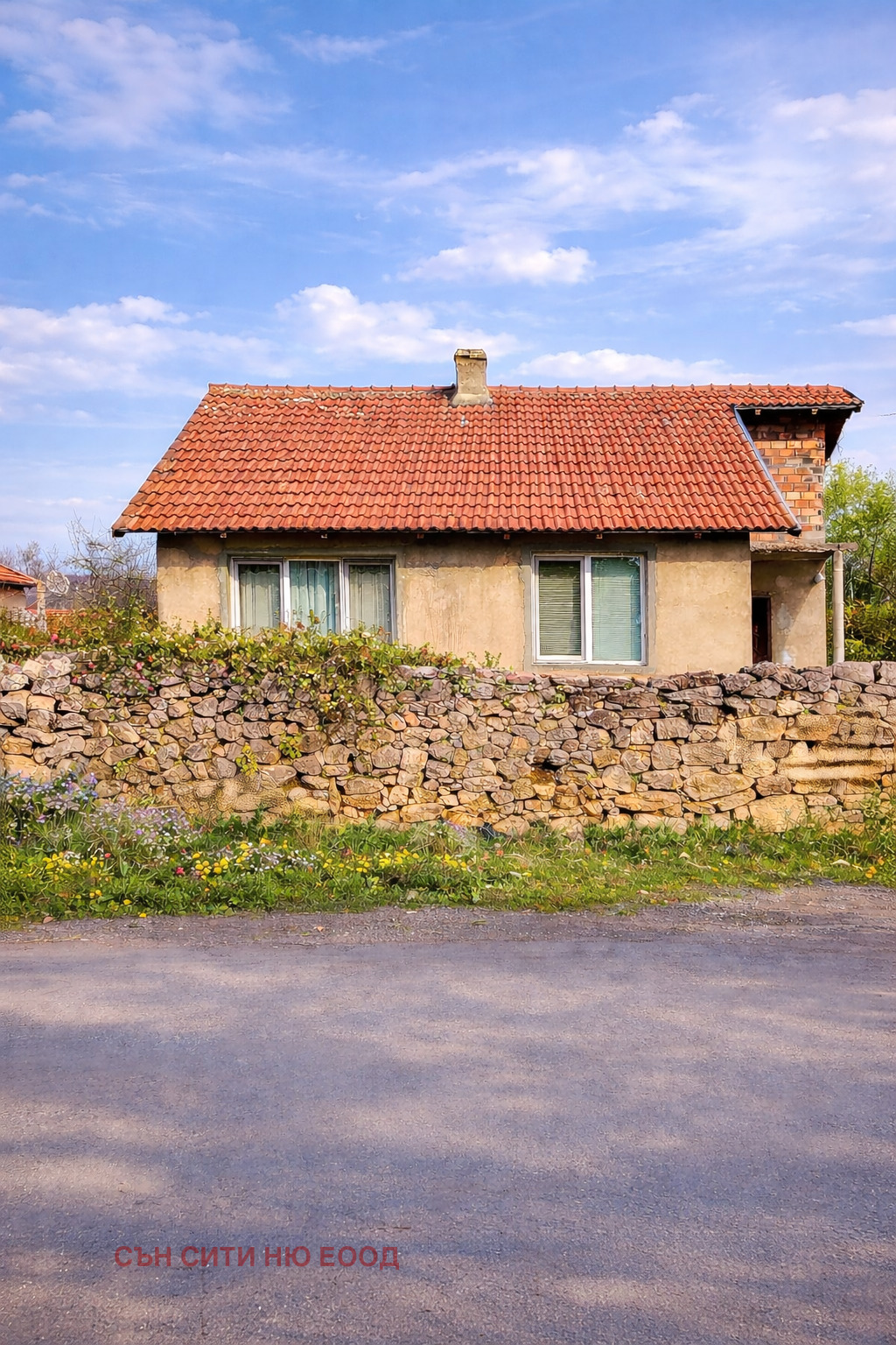 Продава КЪЩА, с. Петърч, област София област
