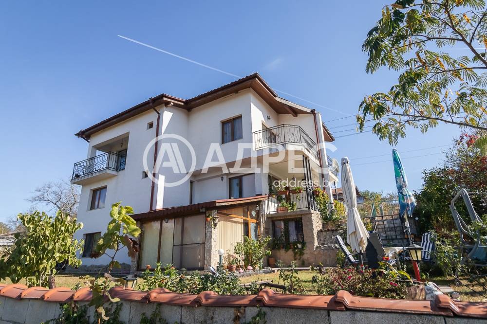 Продава КЪЩА, гр. Варна, м-т Боровец - север, снимка 4 - Къщи - 54410627