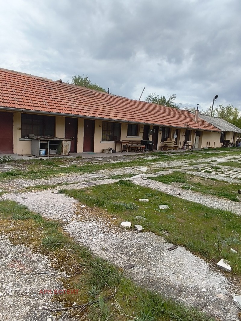 Продава ФАБРИКА/ЗАВОД в област Кюстендил, с. Сапарево - 2599 кв.м / 260 000 € » 508 515.80 лв., АРК ЕСТЕЙТ
