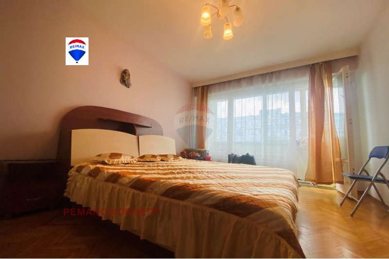 Продава  3-стаен град Шумен , Тракия , 76 кв.м | 99979169 - изображение [7]