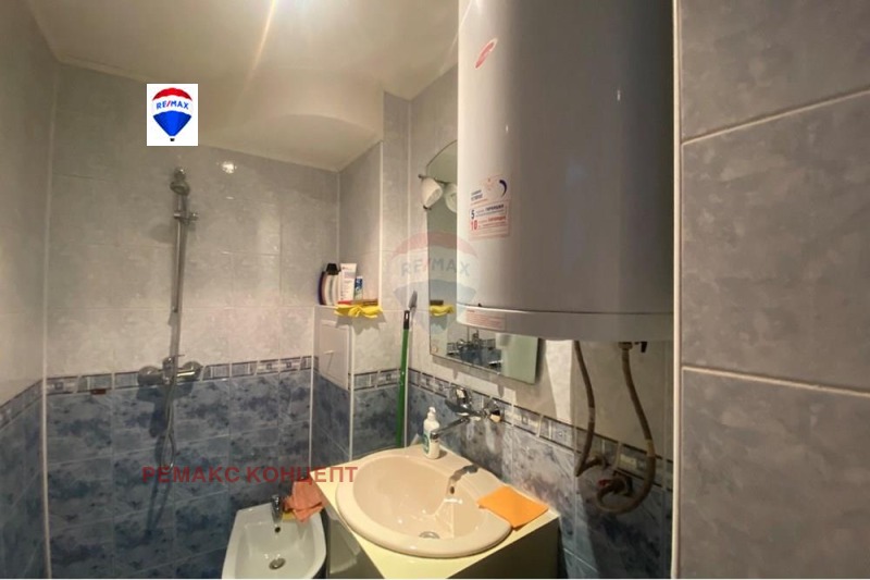 Продава  3-стаен град Шумен , Тракия , 76 кв.м | 99979169 - изображение [8]