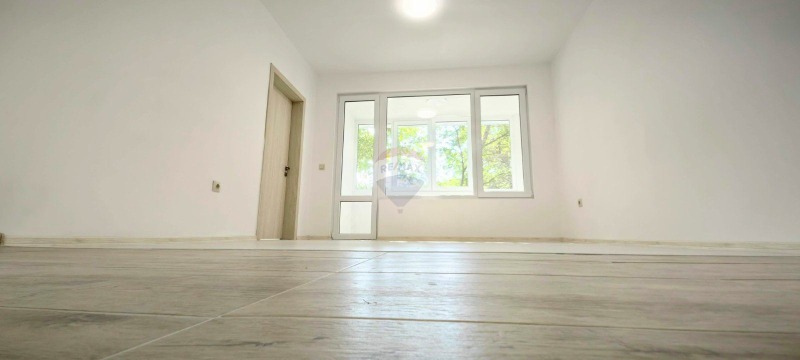 Продаја  2 спаваће собе Варна , Трошево , 60 м2 | 60136090