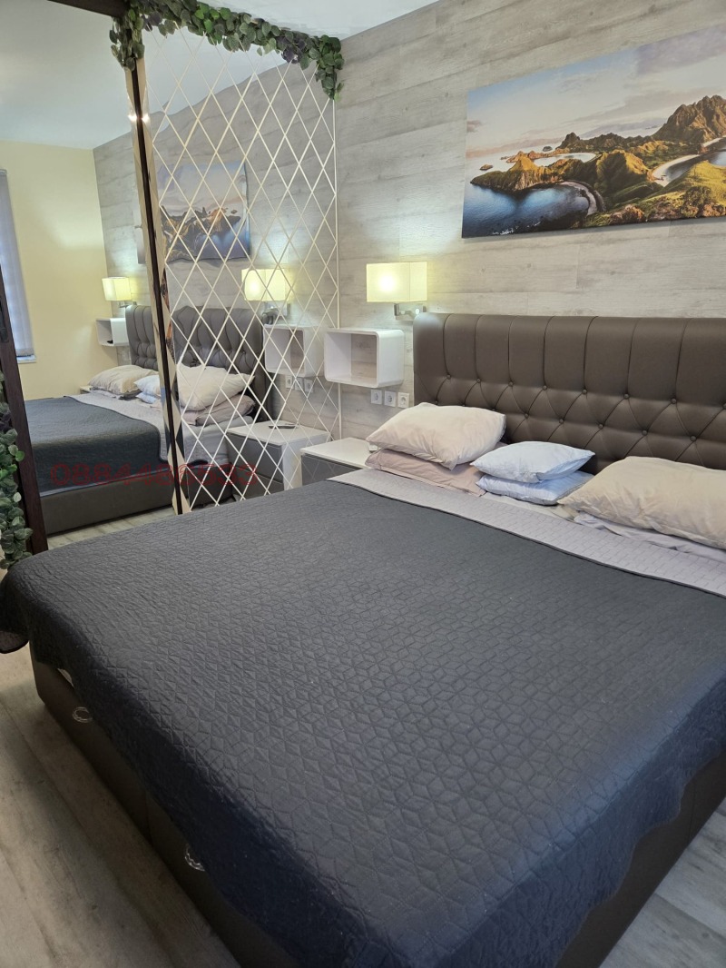 Продава  3-стаен град Варна , Бриз , 121 кв.м | 44410814 - изображение [12]