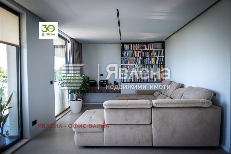 Продава 4-СТАЕН, гр. Варна, к.к. Св.Св. Константин и Елена, снимка 4 - Апартаменти - 54035044