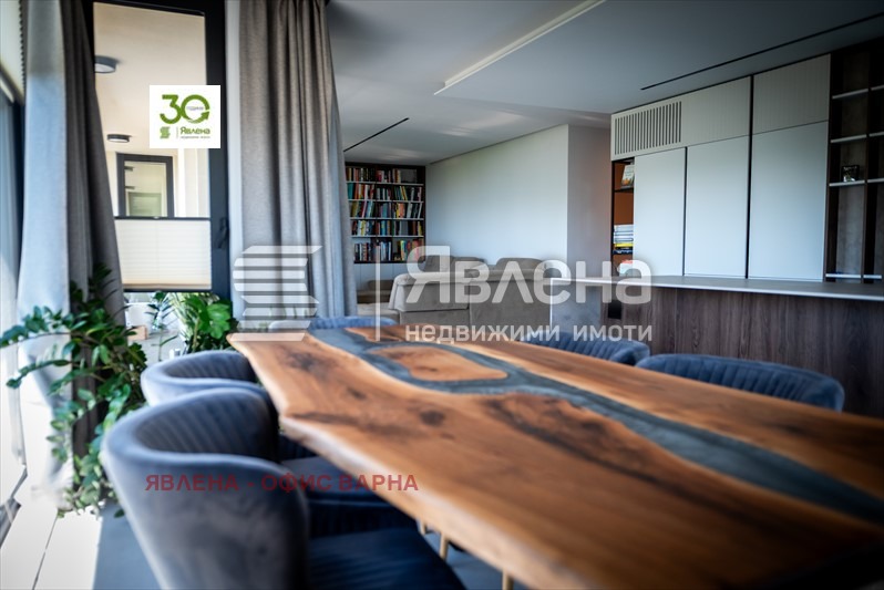 Продава 4-СТАЕН, гр. Варна, к.к. Св.Св. Константин и Елена, снимка 3 - Апартаменти - 54035044