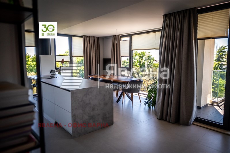 Продава 4-СТАЕН, гр. Варна, к.к. Св.Св. Константин и Елена, снимка 7 - Апартаменти - 54035044