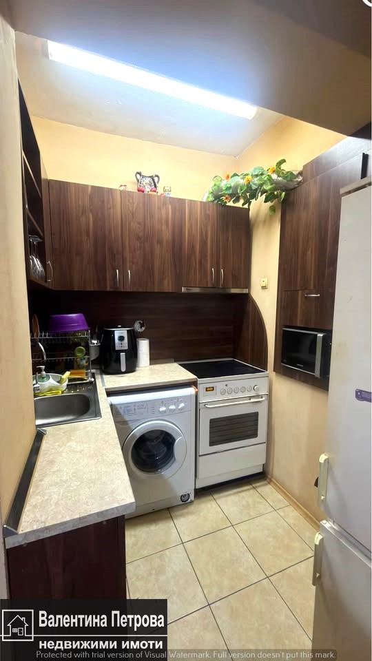 Продава ЕТАЖ ОТ КЪЩА, гр. Русе, Здравец, снимка 3 - Етаж от къща - 55112338
