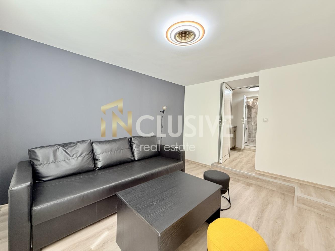 Продава 2-СТАЕН, гр. София, Център, снимка 2 - Апартаменти - 55290610