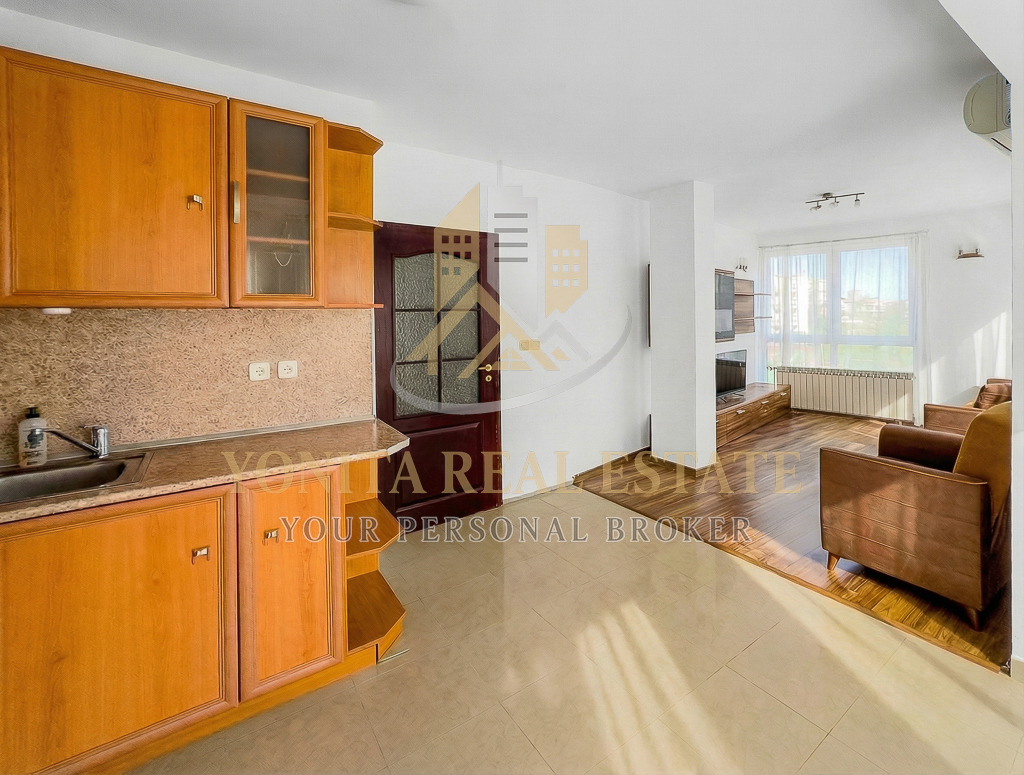 Продава 3-СТАЕН, гр. София, Гоце Делчев, снимка 2 - Апартаменти - 54790977