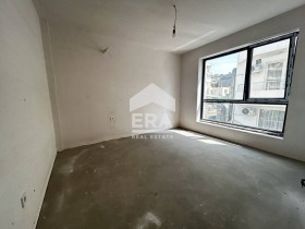 3 bedroom Briz, Varna 12