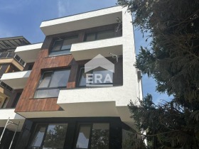 3 bedroom Briz, Varna 1