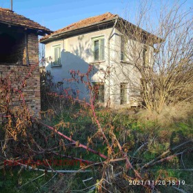 Продажба на имоти в с. Водолей, област Велико Търново - изображение 2 