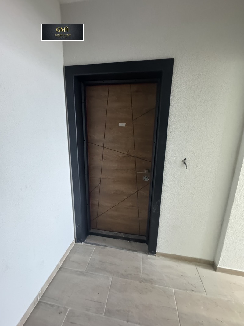 Продава 2-СТАЕН, гр. Плевен, Широк център