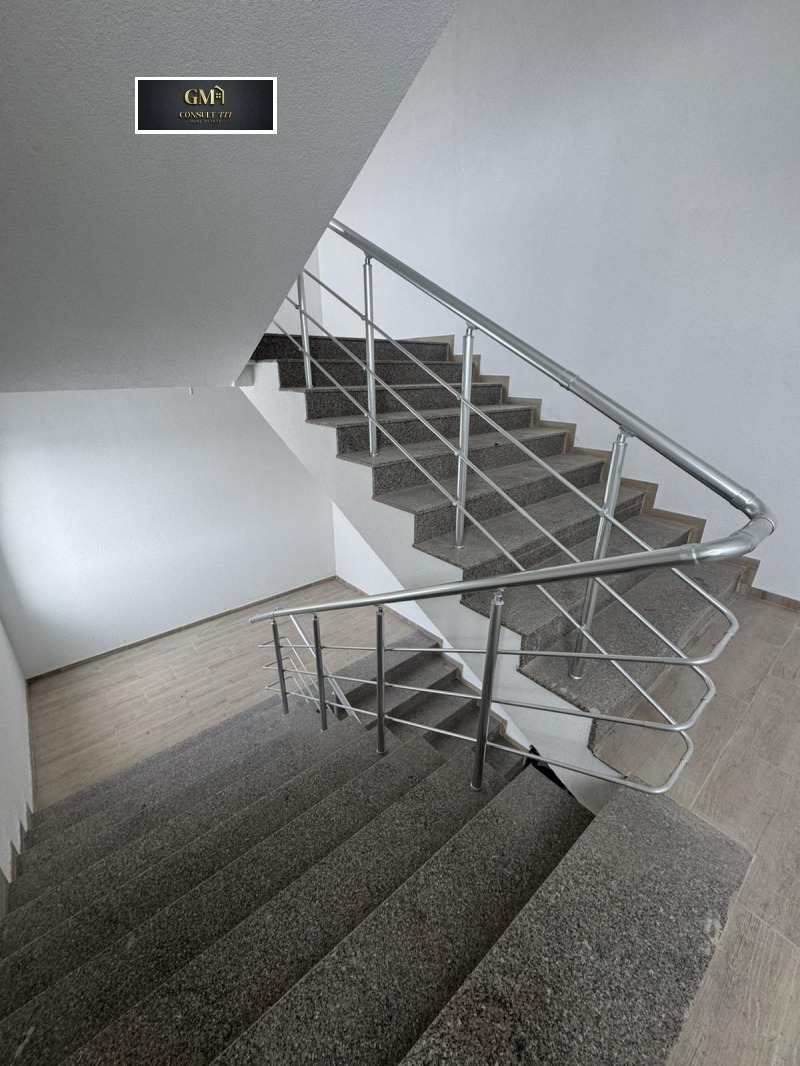 Продава 2-СТАЕН, гр. Плевен, Широк център, снимка 2 - Апартаменти - 52977412