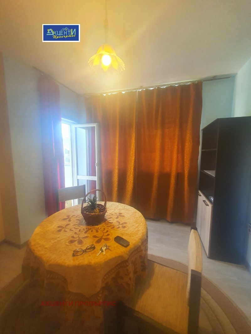 Продава 2-СТАЕН, гр. Велико Търново, Колю Фичето, снимка 2 - Апартаменти - 53152645