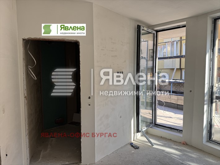 En venta  2 dormitorios Burgas , Sarafovo , 316 metros cuadrados | 61490181 - imagen [9]