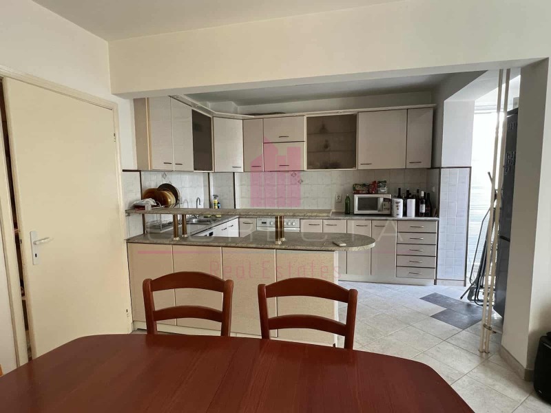 Продава 3-СТАЕН, гр. Русе, Ялта