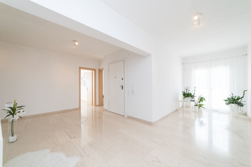 Продава МНОГОСТАЕН, гр. Варна, Център, снимка 9 - Апартаменти - 54367726