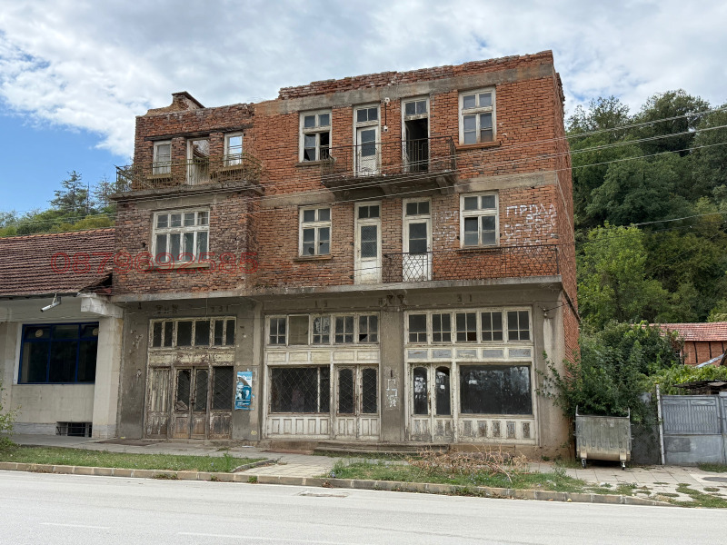 Продава КЪЩА, гр. Роман, област Враца, снимка 2 - Къщи - 52974148