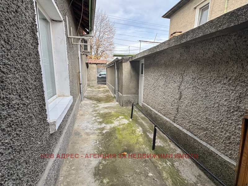 Продава КЪЩА, гр. Търговище, Малчо Малчев, снимка 13 - Къщи - 52455231