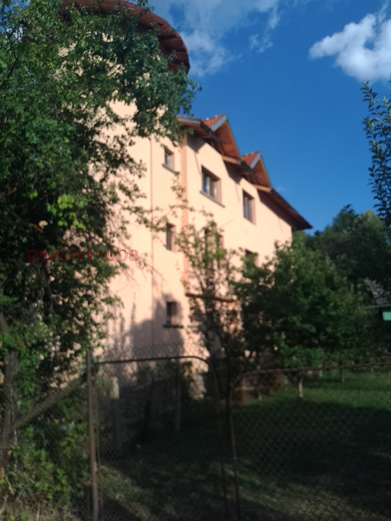 Продава ХОТЕЛ, с. Орешак, област Ловеч, снимка 4 - Хотели - 53500657