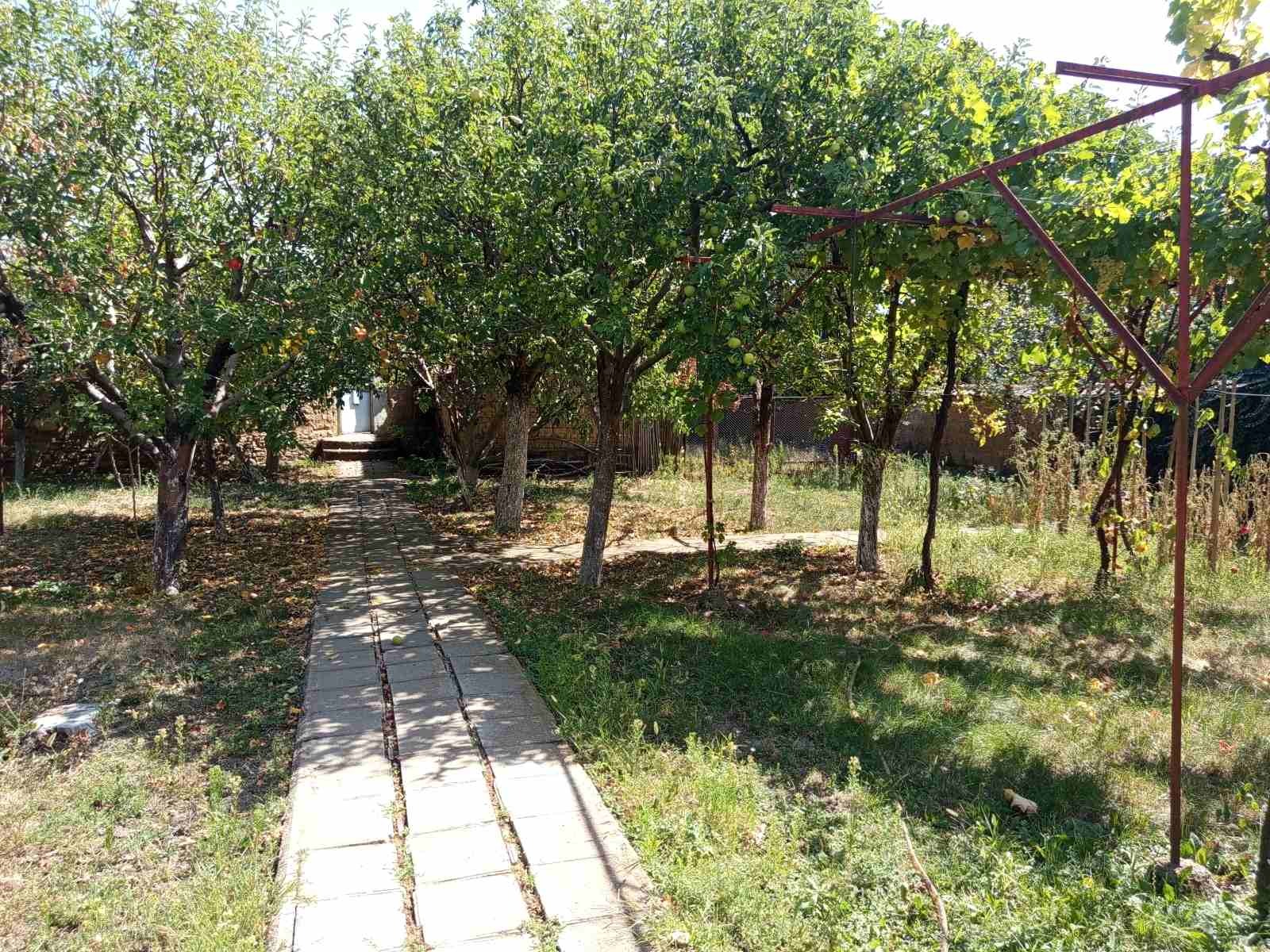 Продава ЕТАЖ ОТ КЪЩА, гр. Казанлък, област Стара Загора, снимка 5 - Етаж от къща - 55314221