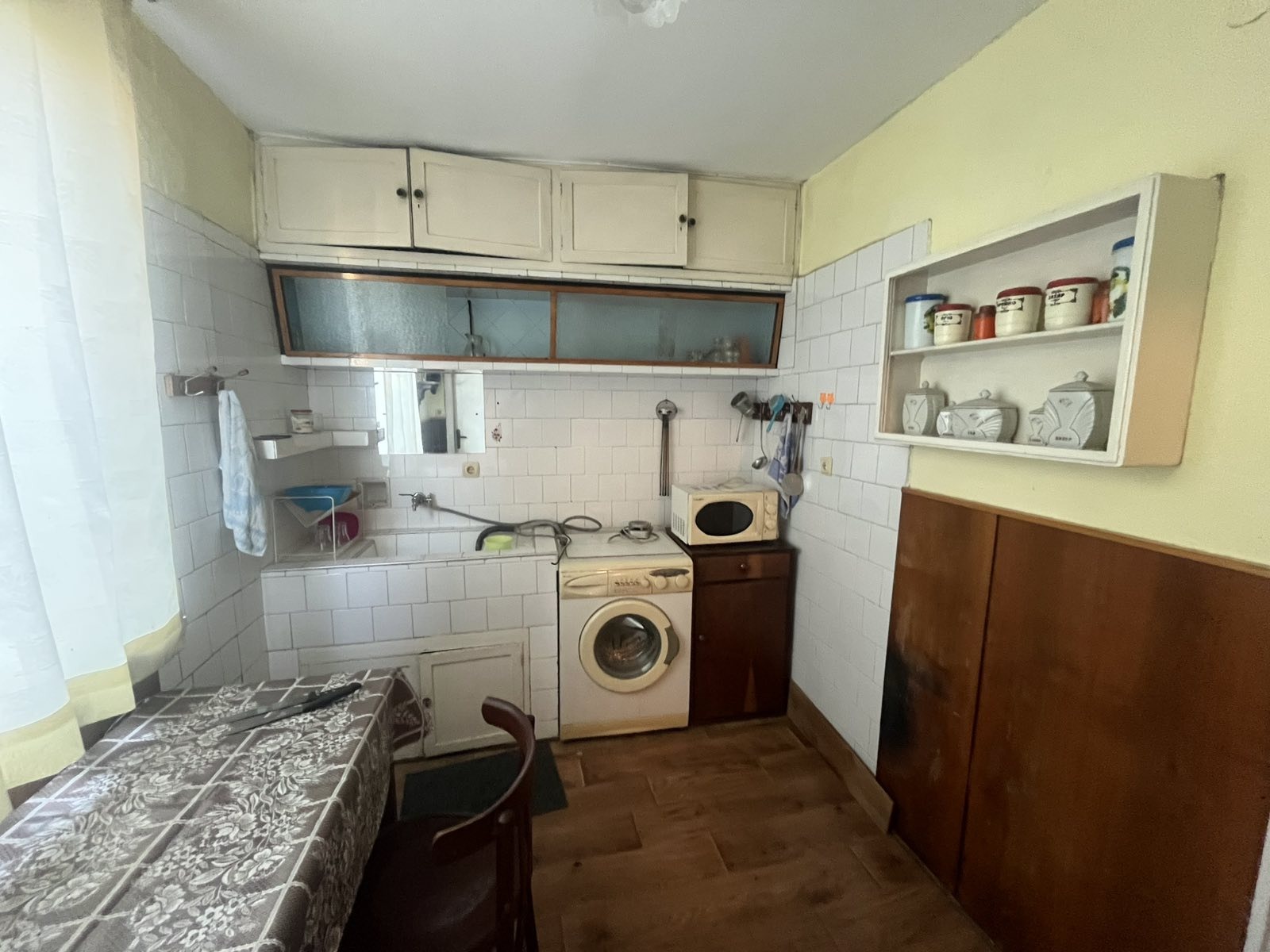 Продава ЕТАЖ ОТ КЪЩА, гр. Казанлък, област Стара Загора, снимка 6 - Етаж от къща - 55314221