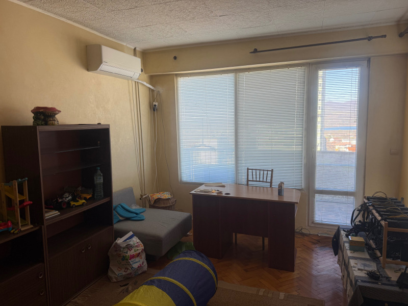 Продава 2-СТАЕН в град Враца, Медковец - 75 кв.м / 92 000 € » 179 936.36 лв., АЛФА ИМОТИ ВРАЦА