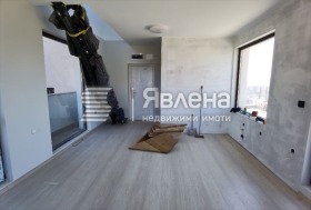 Μεζονέτα ΤΣηροκ τσενταρ, Βλαγοεβγραδ 2