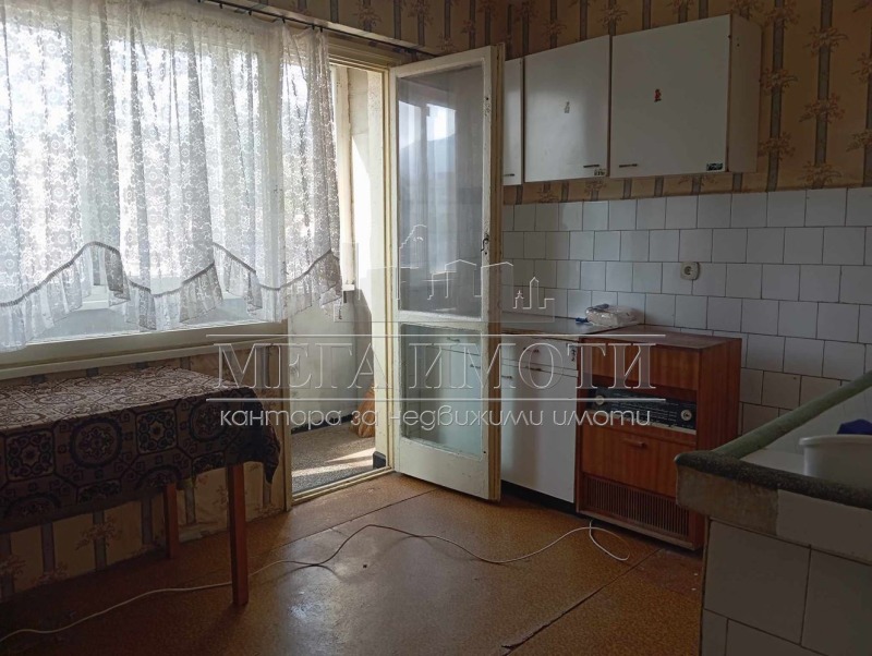 Продава  2-стаен град Сливен , Българка , 60 кв.м | 19121436 - изображение [2]